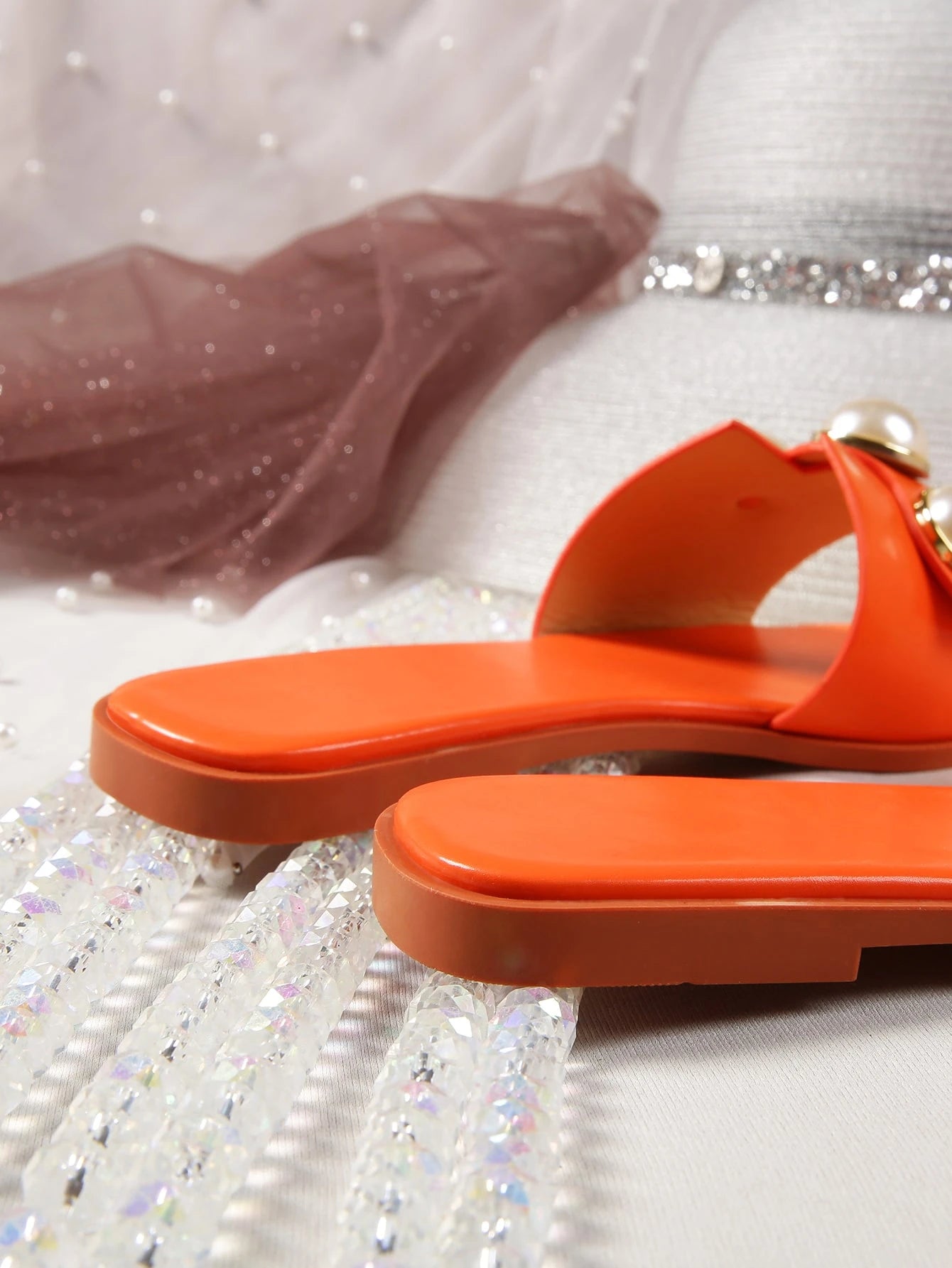 SHEIN - Fashionable Pearl Decor Slipper