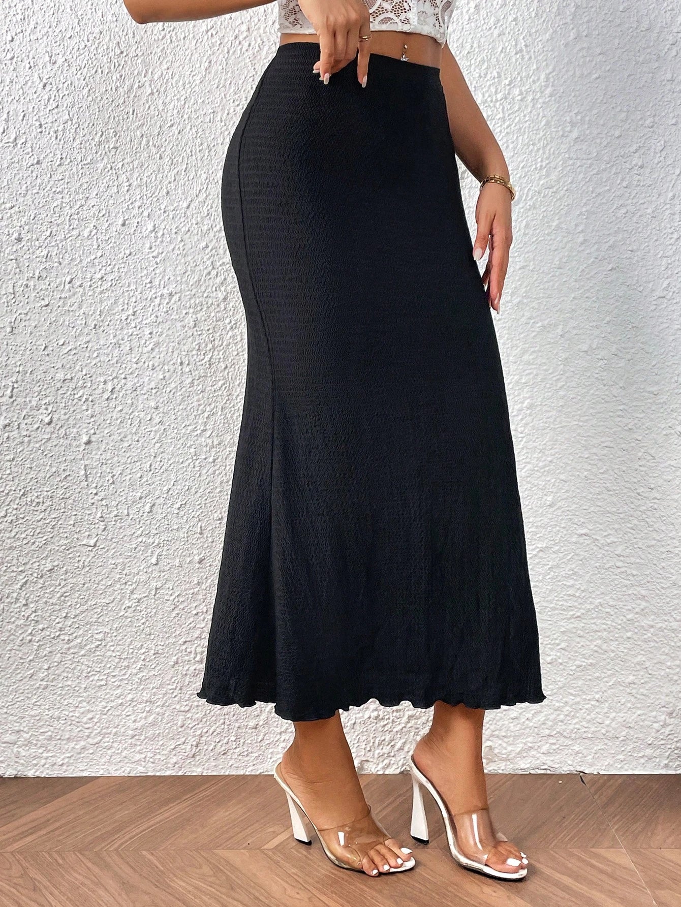 SHEIN - Solid Mermaid Hem Skirt