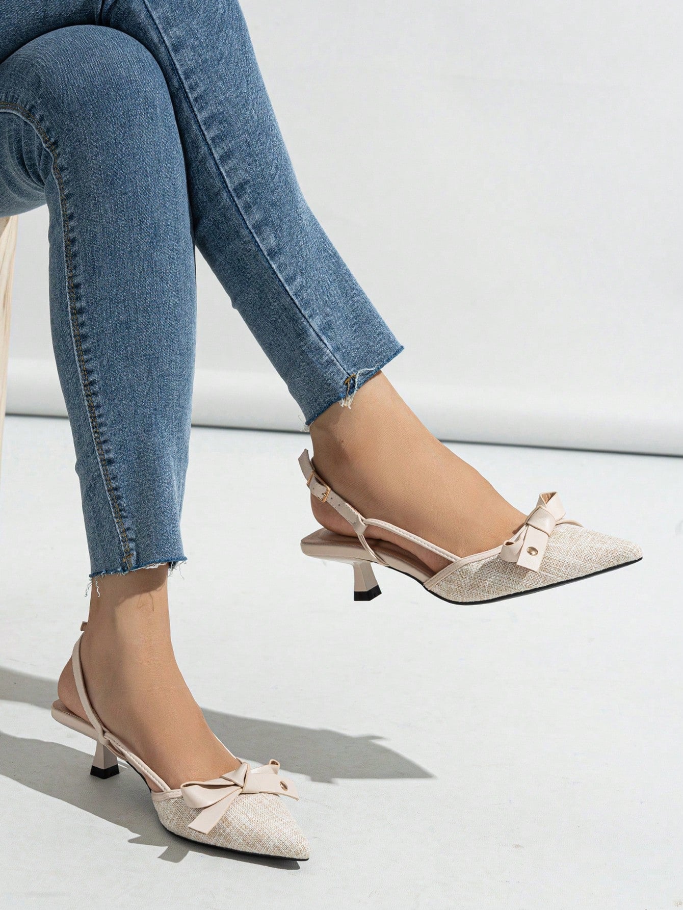 SHEIN - Pointed Kitten Heel Pumps