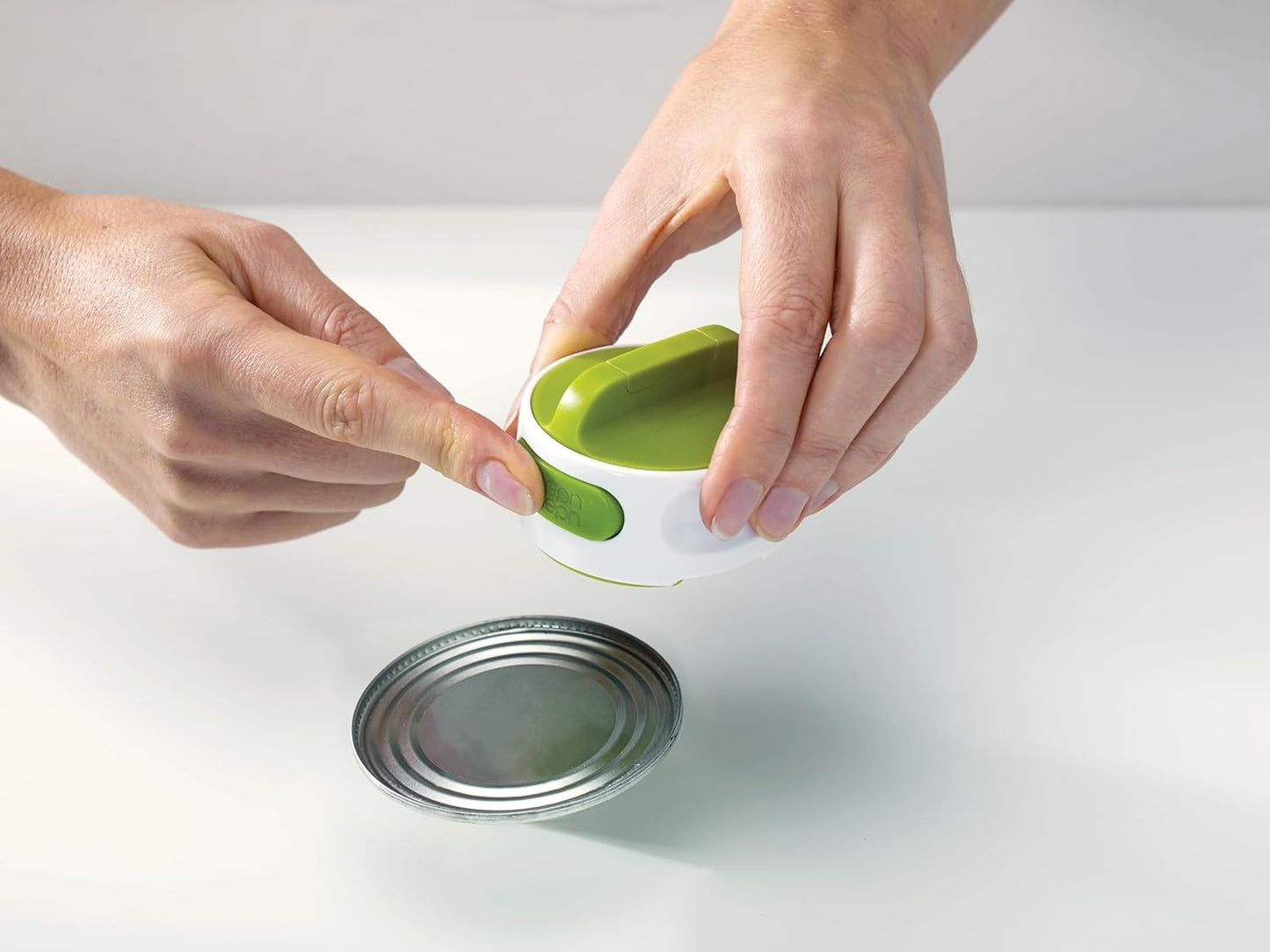 JOSEPH JOSEPH - Can Opener