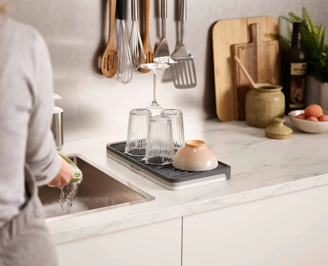 JOSEPH JOSEPH - Tier™ Grey Expandable Draining Board