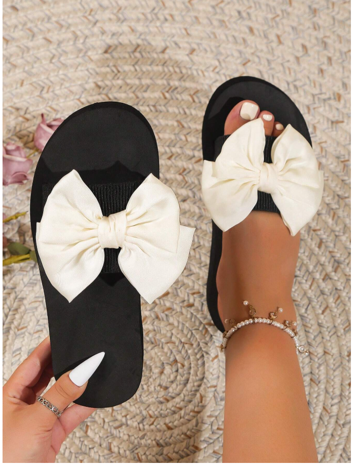 SHEIN - Flat Beach Slipper