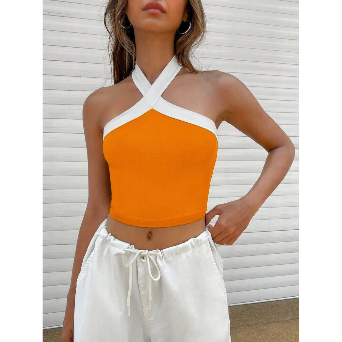 SHEIN - Contrast Trim Crop Halter Top