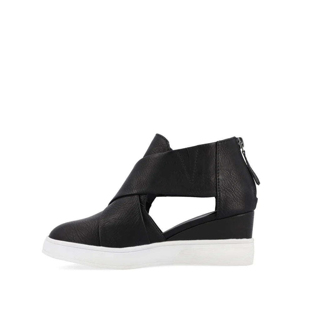 JOURNEE COLLECTION - Wedge Sneakers In Faux Leather
