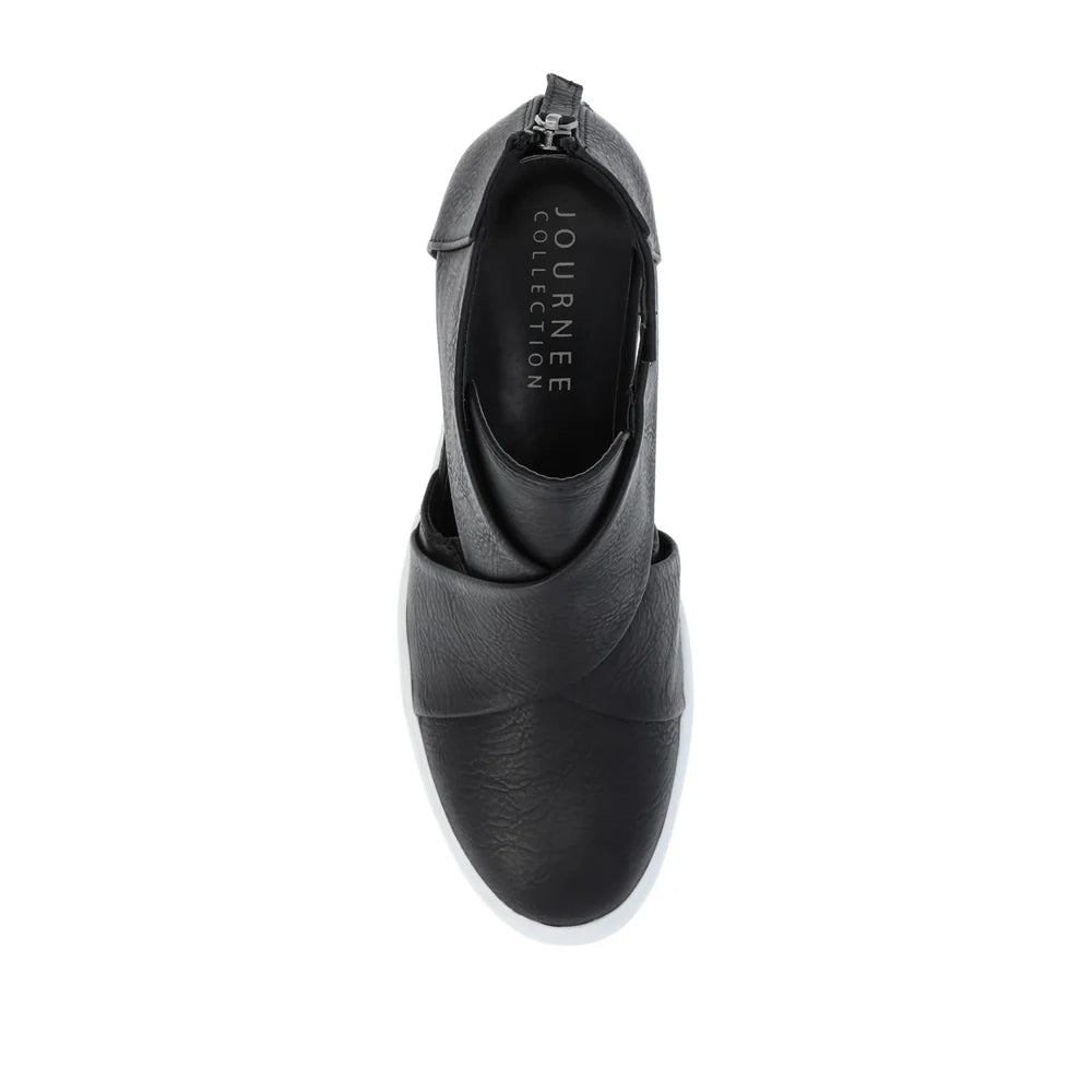 JOURNEE COLLECTION - Wedge Sneakers In Faux Leather