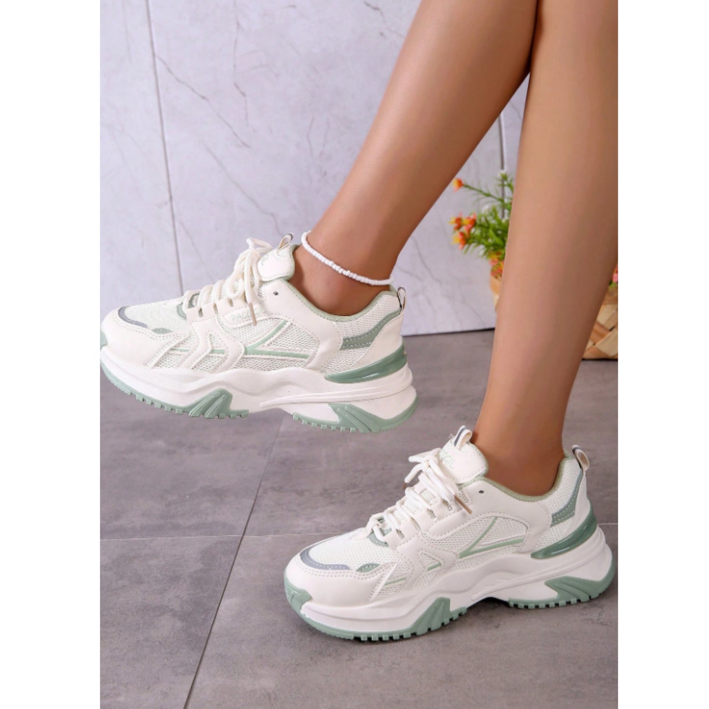 SHEIN - Breathable With Round Toe and Lace Up Sneakers