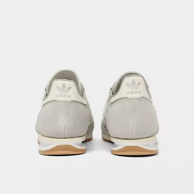 ADIDAS - CASUAL SHOES