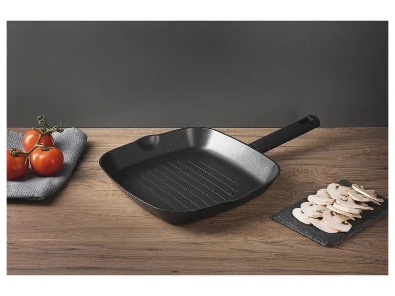MASTERPRO Kitchenware Black MASTERPRO - Aluminum Grill Pan