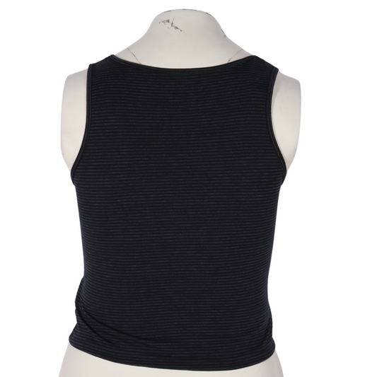 SHEIN - Sleeveles Tank Top