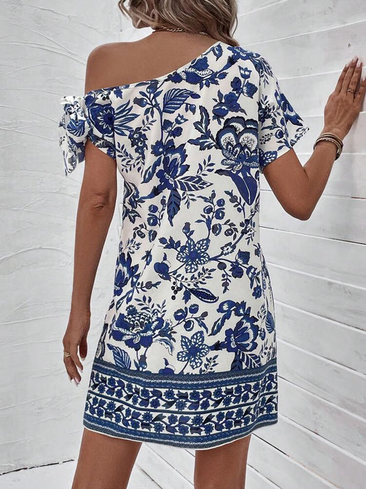 SHEIN - Floral Print Asymmetrical Neck