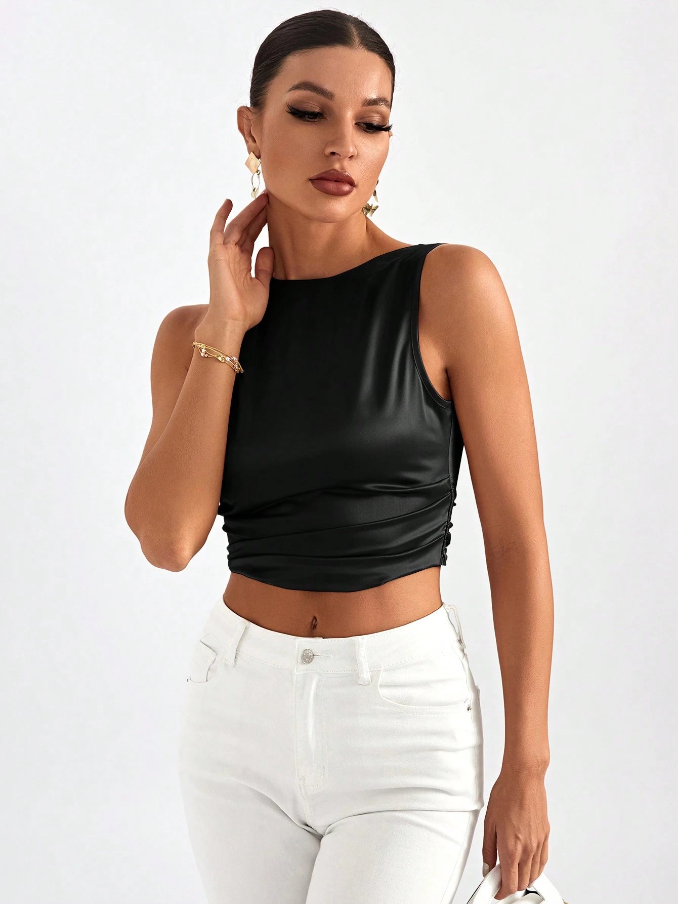 SHEIN - Backless Sleeveless Crop Top