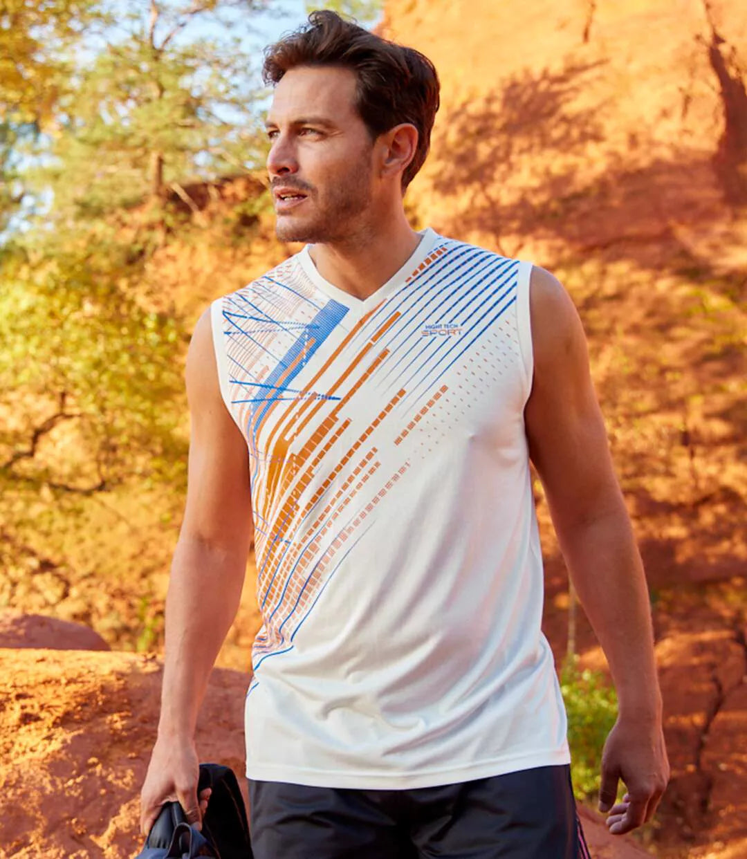 ATLAS FOR MEN - Sleevles V Neck Printed T-Shirt