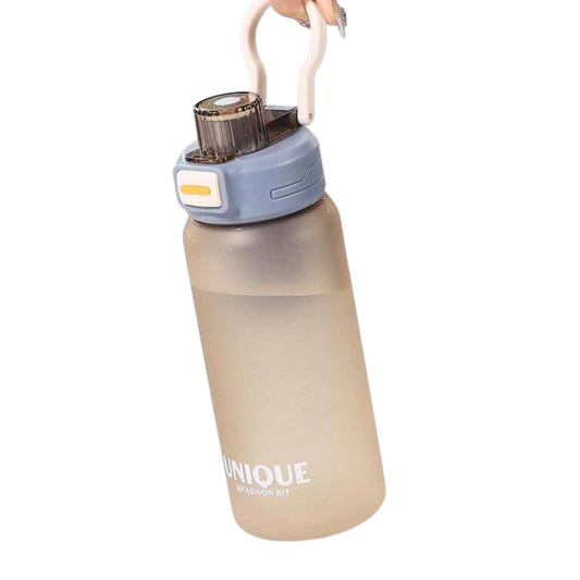 UNIQUE - Matte Spray Paint Reusable Plastic Water Bottle
