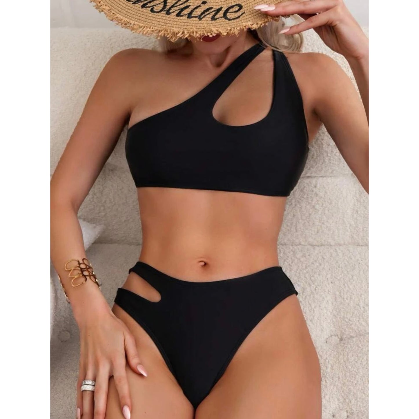 SHEIN - Cut out design plain bikini