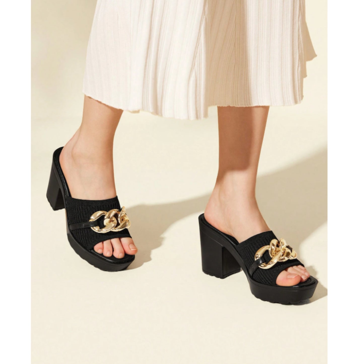 SHEIN - Chain decoration Sandals