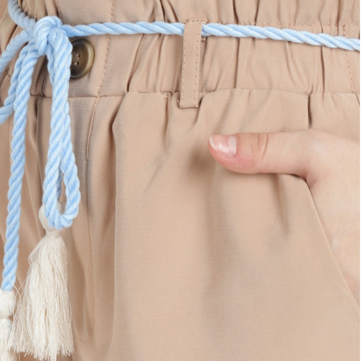 ALCOTT Womens Bottoms ALCOTT - Solid belt rope deisgn shorts