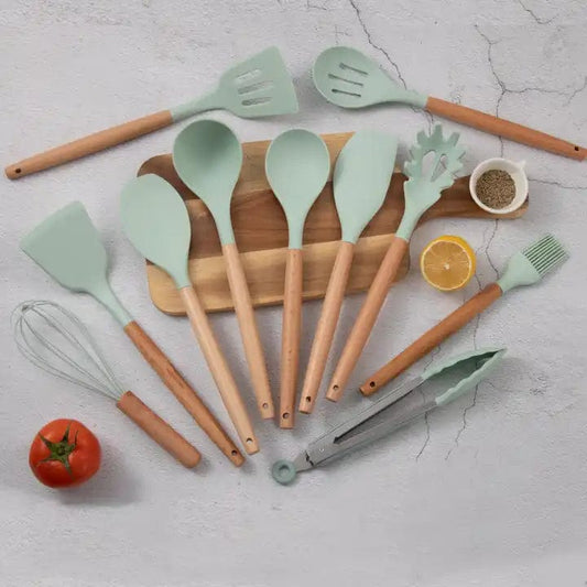 BRANDS & BEYOND Kitchenware Green 12 Pieces Silicone Kitchen Tool Set