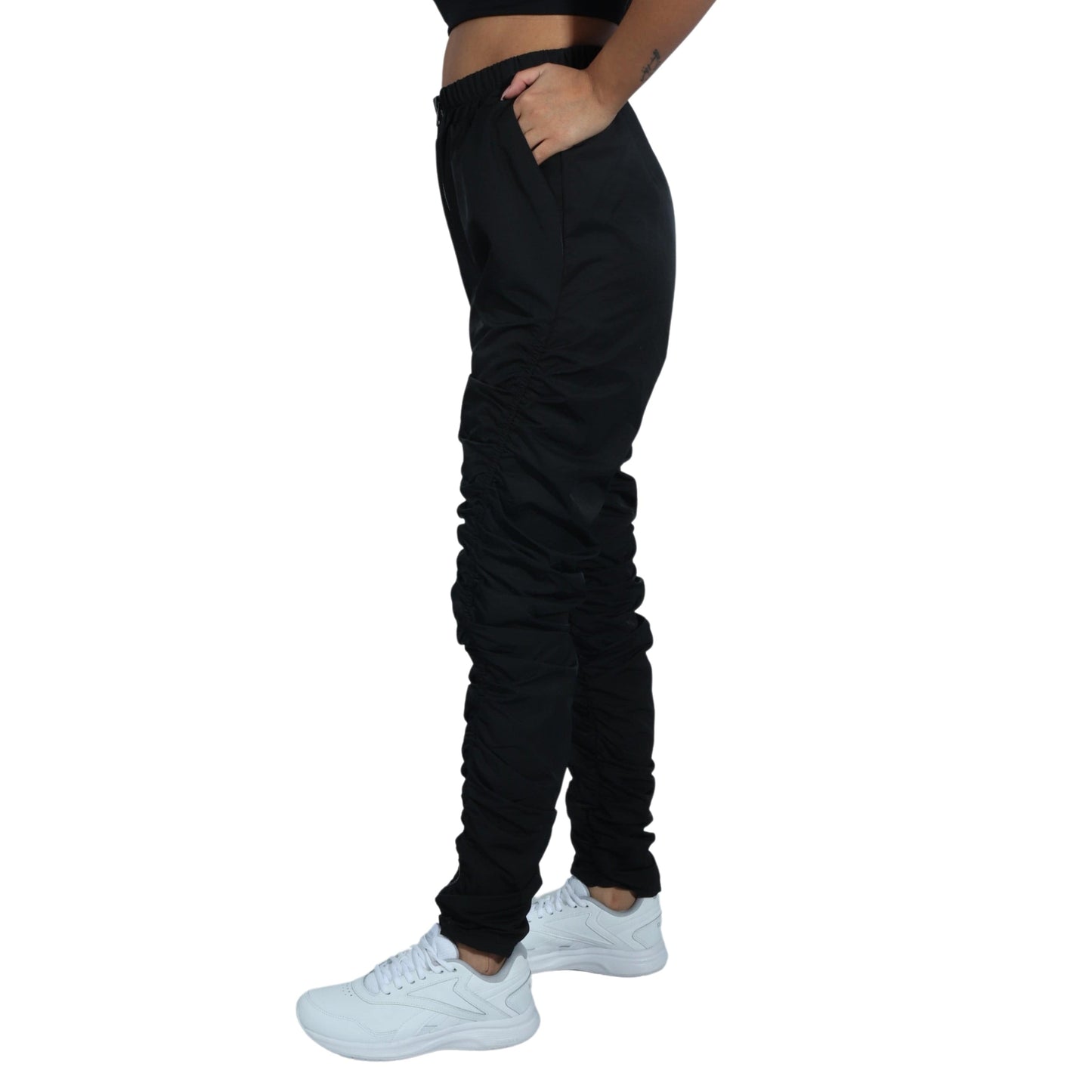 BRANDS & BEYOND Womens Bottoms S / Black Elastic Waist Sweatpants