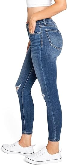 CELEBRITY PINK Womens Bottoms XL / Blue / 31 CELEBRITY PINK - Mid Rise Cropped Ripped dsign Jeans