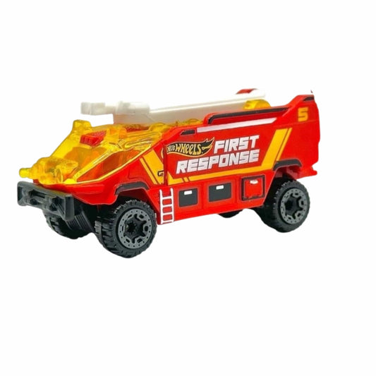 HOTWHEELS Toys Red HOTWHEELS - First response firetruck