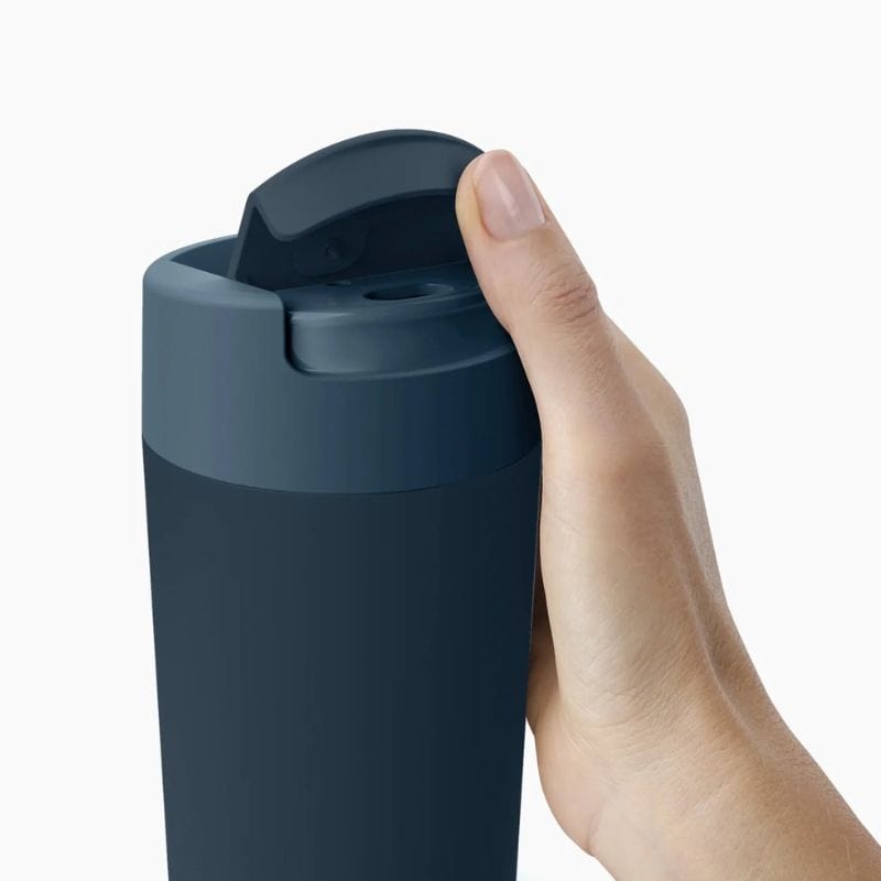 JOSEPH JOSEPH Kitchenware JOSEPH JOSEPH - Sipp™ Blue Travel Mug Large with Hygienic Lid 454ml