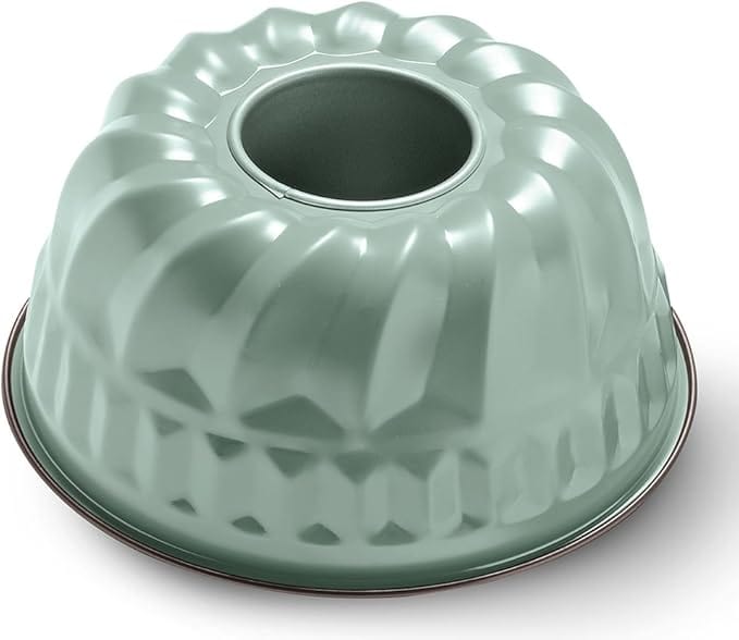 LIVARNO Kitchenware Light Green LIVARNO - Round fluted cake tin
