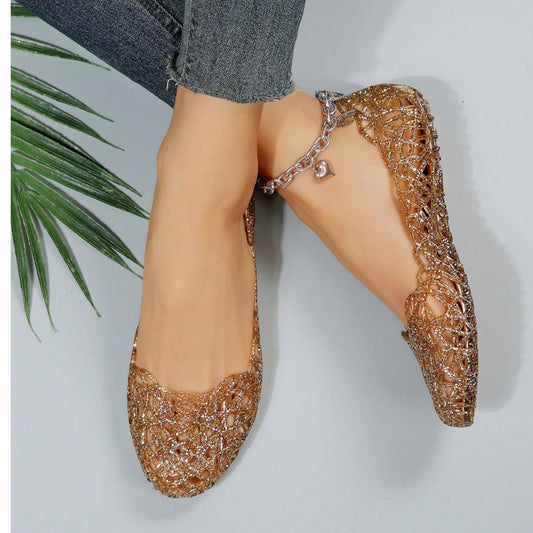 SHEIN - Comfortable and All-inclusive Design Flat