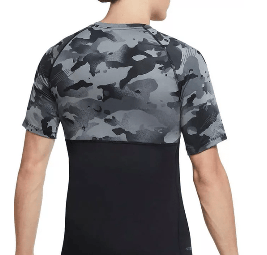 NIKE Mens sports S / Multi-Color NIKE -  Slim Fit T-Shirt