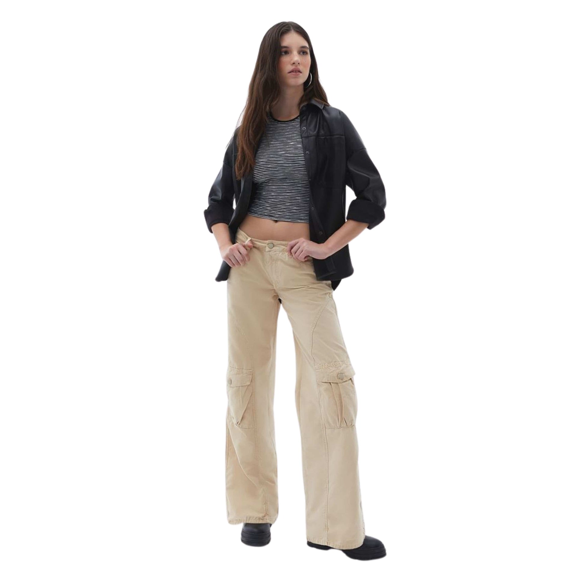 OXXO Womens Bottoms OXXO - Low Rise Baggy Fit Cargo Pants