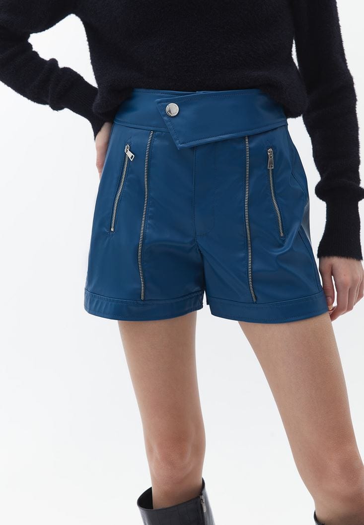 OXXO Womens Bottoms OXXO - Vegan Leather Shorts with Belt Detail