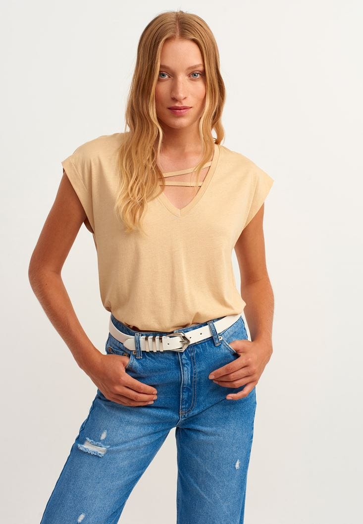 OXXO Womens Tops M / Beige OXXO -  Piping Detailed V-Neck T-Shirt