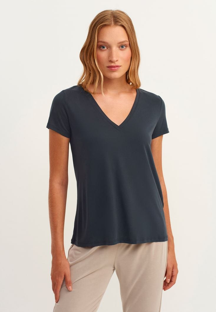 OXXO Womens Tops OXXO - Soft Touch V-neck Tshirt