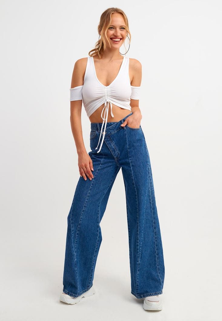 OXXO Womens Tops L / White OXXO - V-neck Crop Top with Gathered Details