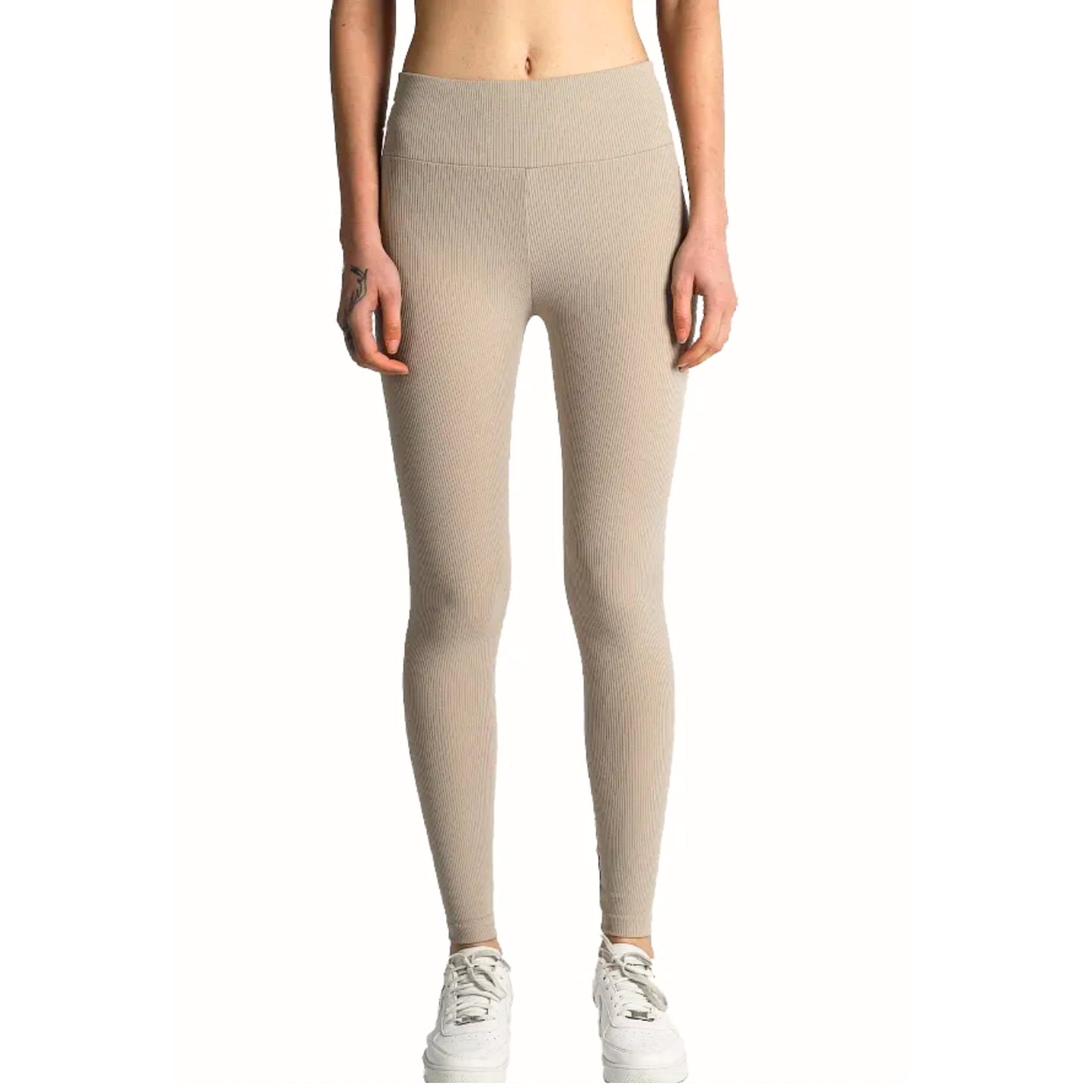 BRANDS & BEYOND - Seamless Ribbed Leggings