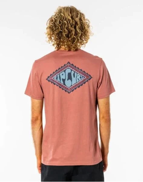 RIP CURL Mens Tops RIP CURL - Standard Fit Logo Graphic Tee