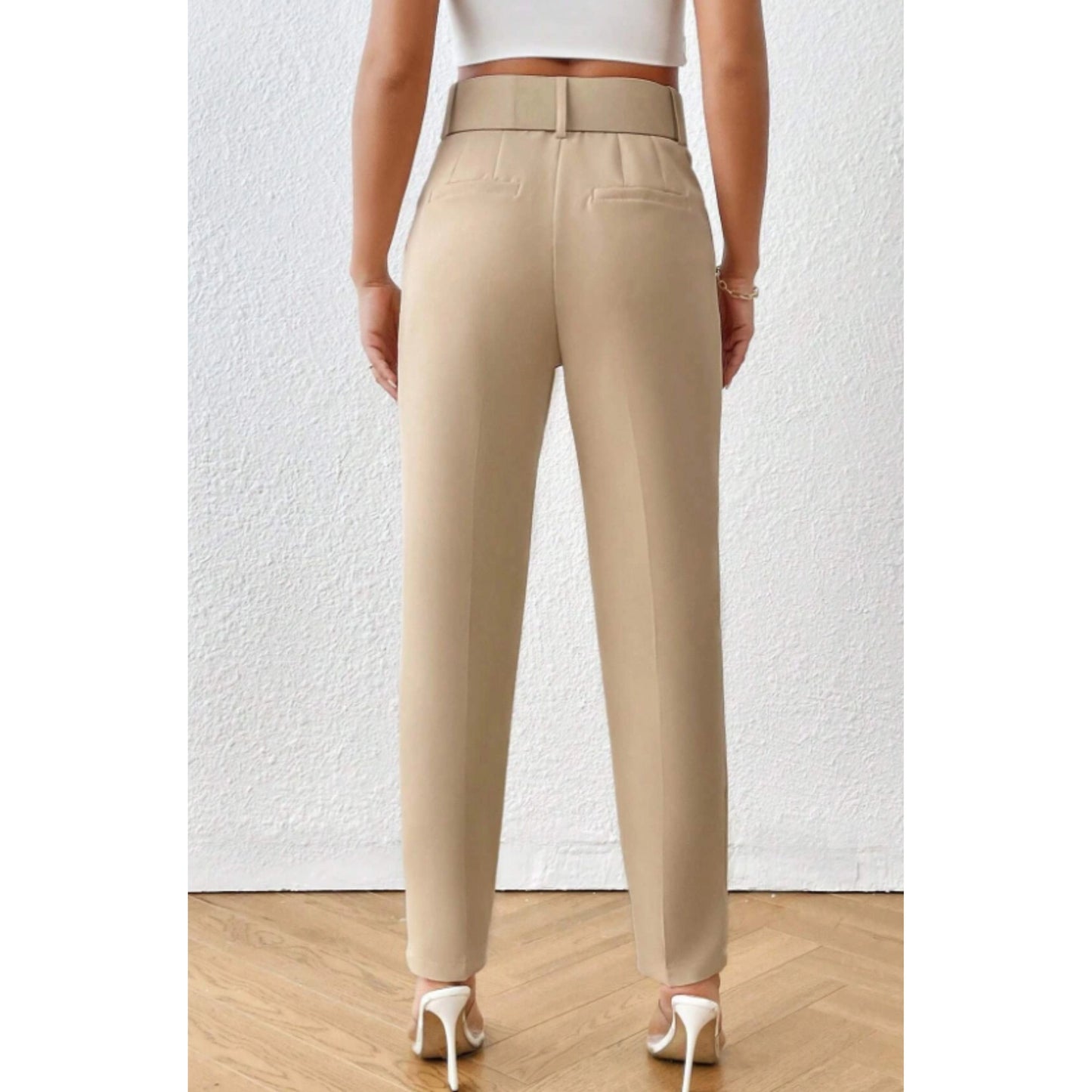 SHEIN Shein Womens Bottoms M / Beige / 28 SHEIN - Straight leg belted pants