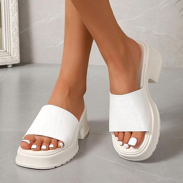 SHEIN Shein Womens Shoes SHEIN - Casual Large Slipper with Thick Soles and Thick Heels for Women