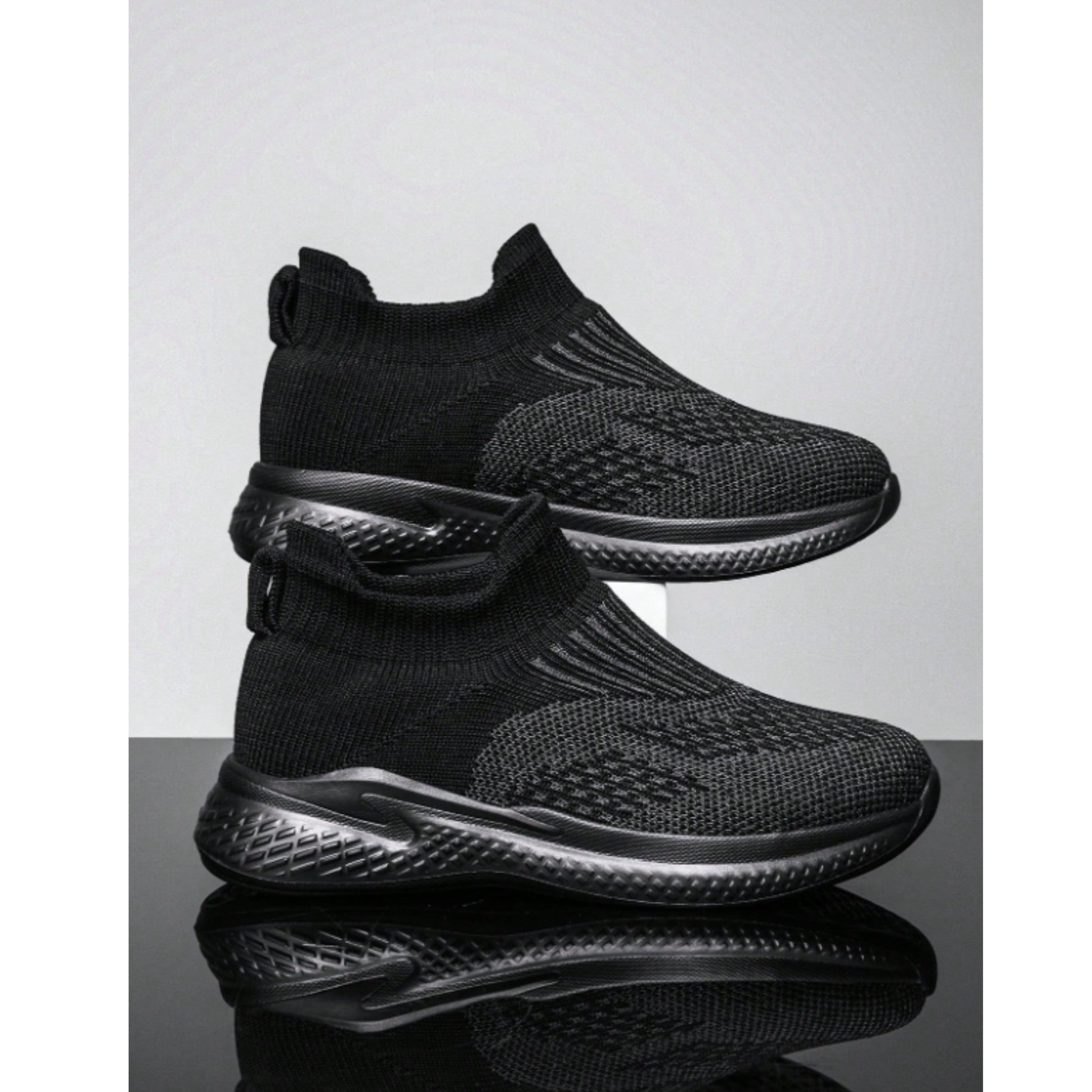 SHEIN Shein Womens Shoes 38 / Black SHEIN - Mesh Pull On Sneakers