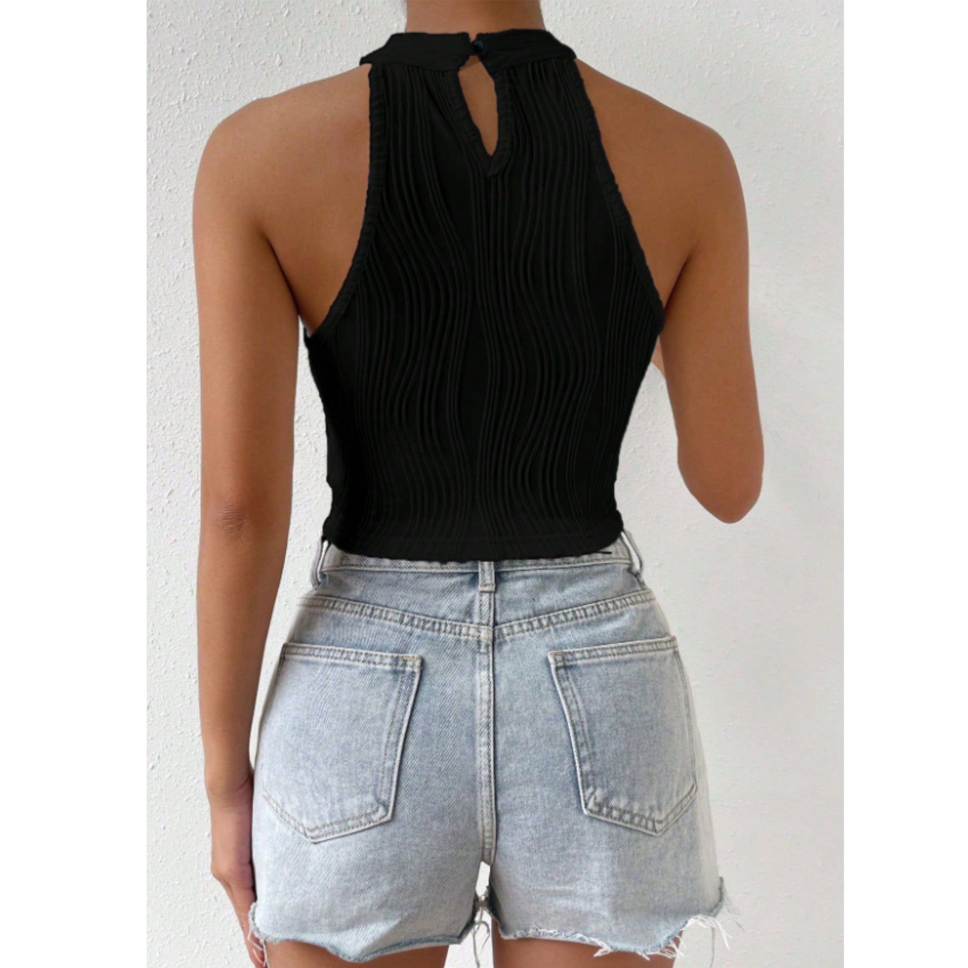 SHEIN Shein Womens Tops M / Black SHEIN - Halter Neck Top