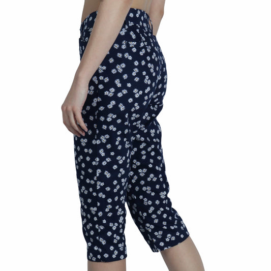 ST.JOHN'S BAY Womens Bottoms S / Multi-Color ST.JOHN'S BAY - Easy Fit Through Hip&Thigh Capri